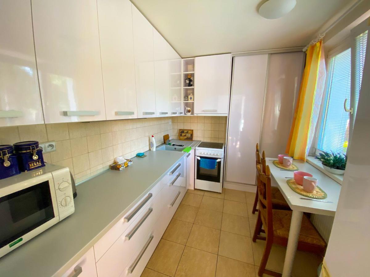 3 Bedroom Apartment In The Part Of The City Banská Bystrica Extérieur photo