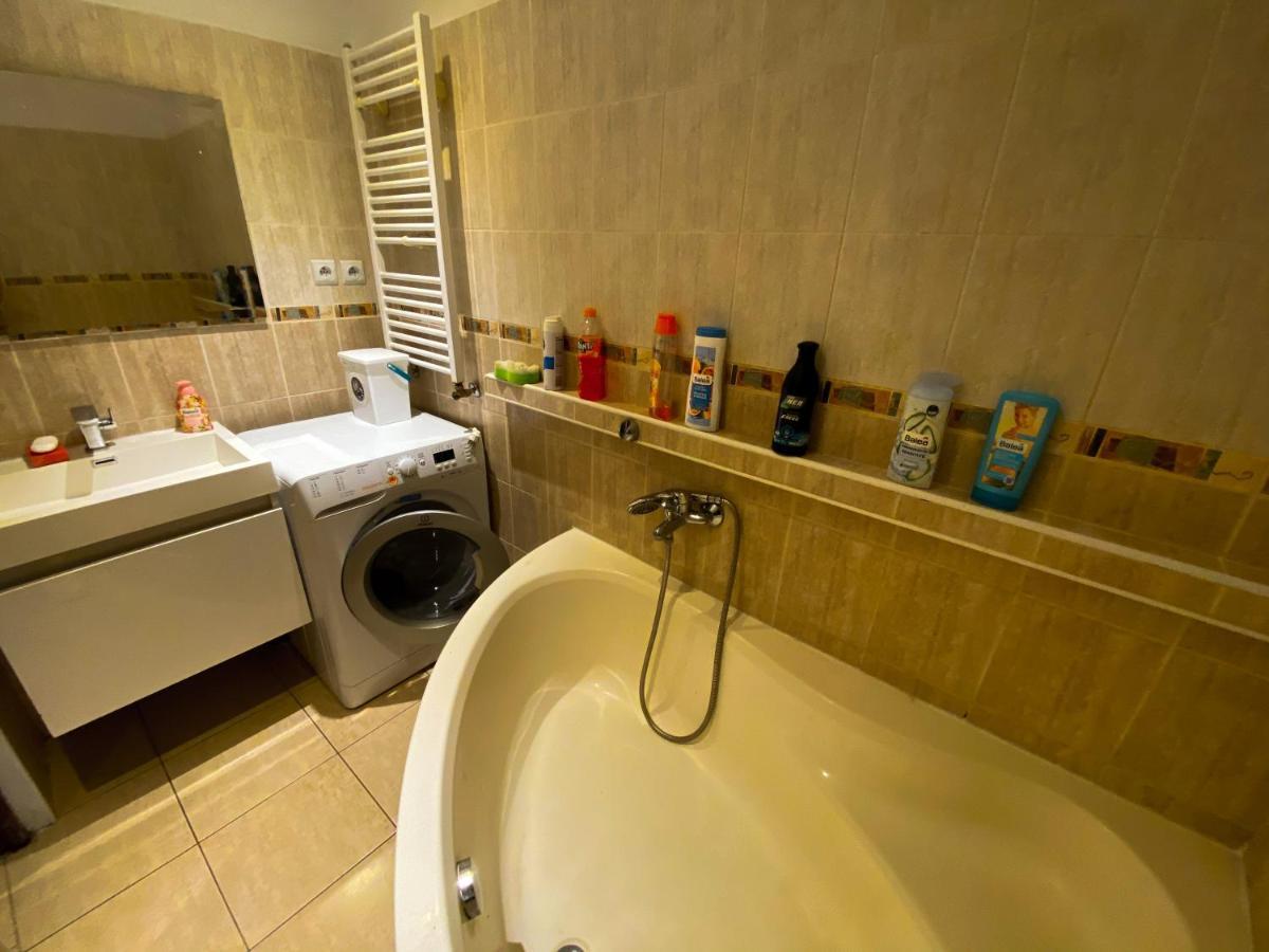 3 Bedroom Apartment In The Part Of The City Banská Bystrica Extérieur photo